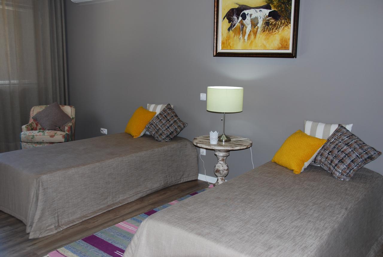 Quinta Da Torre - Casas De Campo Bed & Breakfast Аленкер Екстериор снимка